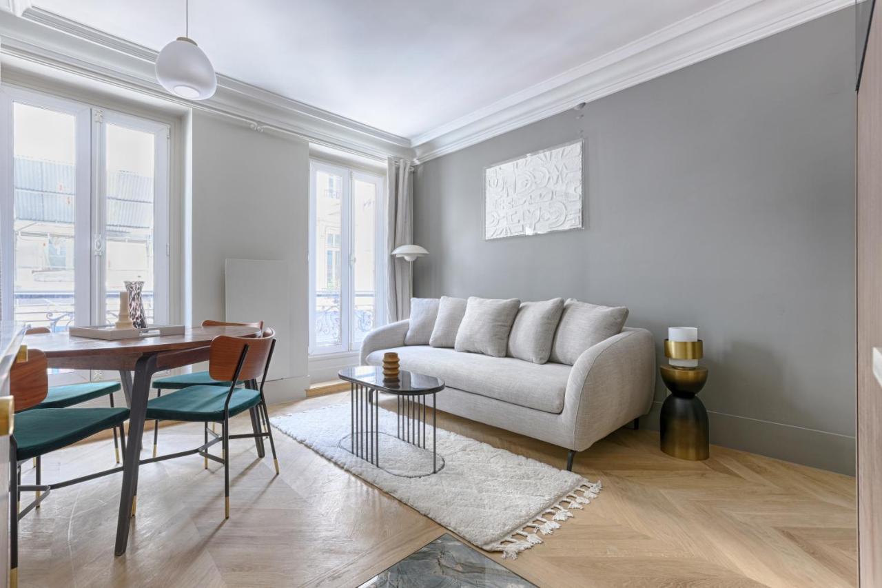 Unique Luxury Parisian Flat 2Br/6P -Champs Elysees Luaran gambar